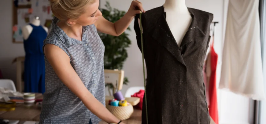 Top 5 Benefits of Using a Professional Clothing Alteration Service
