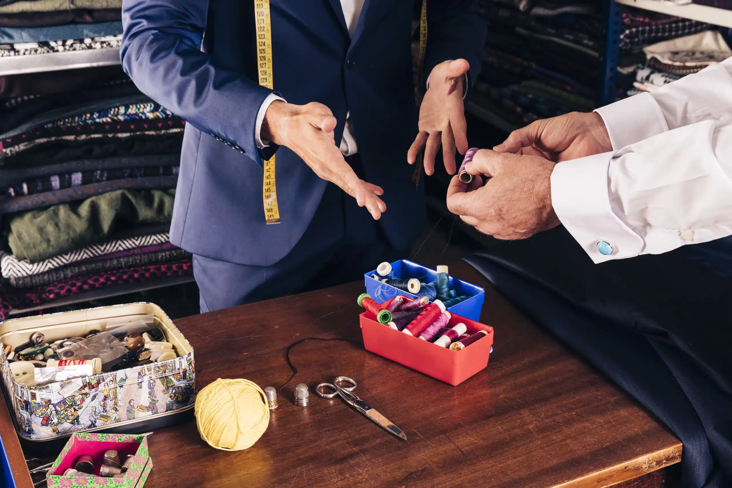 Top 5 Reasons to Choose Bespoke Tailoring Over Ready-Made Clothes